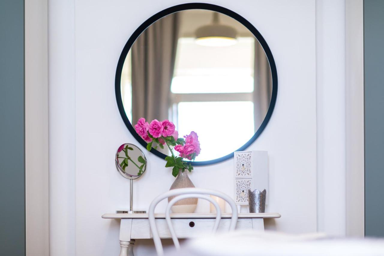 Apartment Meran มาเรียอานซเกลาซนี ภายนอก รูปภาพ
