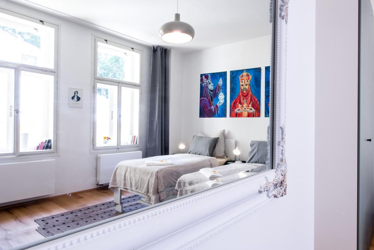 Apartment Meran มาเรียอานซเกลาซนี ภายนอก รูปภาพ